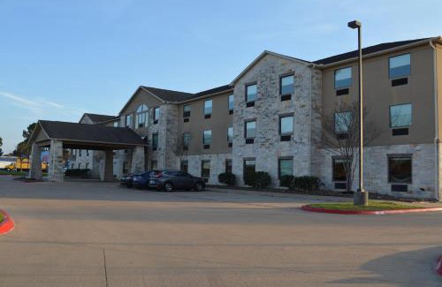 Southwood Valley Hotel | Wingate by Wyndham College Station South