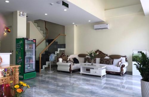 Linh Trung IEPZ Hotel | Winston Hotel Riverside