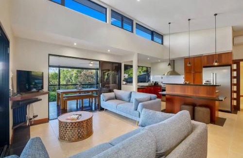 Mooloolah Valley House | Winter is Here! Enjoy Exclusive Access for 9, Cozy Media Room, Acreage Estate in Magical Sunshine Coast