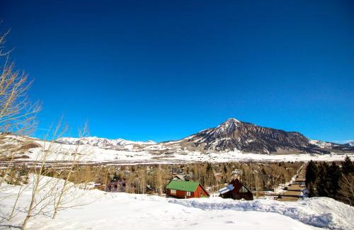 Crested Butte Apartment | Winter's Rest