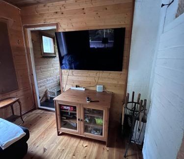 Iltasmaki House | Winter Wonderland Cabin in Hmeenlinna, Finland
