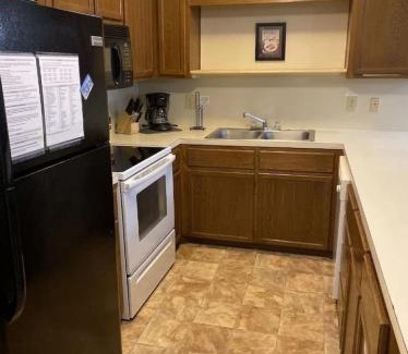 Ghent Apartment | Winterplace Ski in Ski out condo First Floor D105