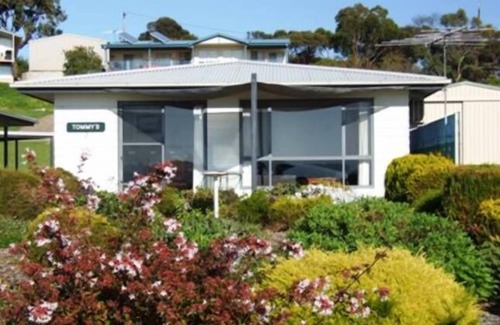 Emu Bay Cottage | Wintersun Holiday Cottage | Emu Bay | Tommys