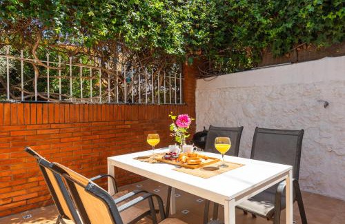 La Cala del Moral Apartment | WintowinRentals Close to the beach, Private Terrace & Parking