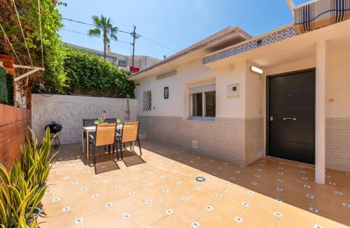 La Cala del Moral Apartment | WintowinRentals Close to the beach, Private Terrace & Parking