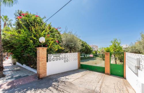 La Cala del Moral Apartment | WintowinRentals Close to the beach, Private Terrace & Parking