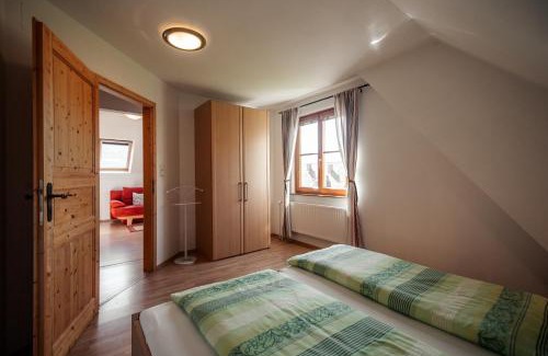 Weissenkirchen in der Wachau House | Winzerhof & Gästehaus Bernhard