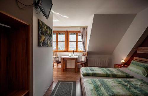 Weissenkirchen in der Wachau House | Winzerhof & Gästehaus Bernhard