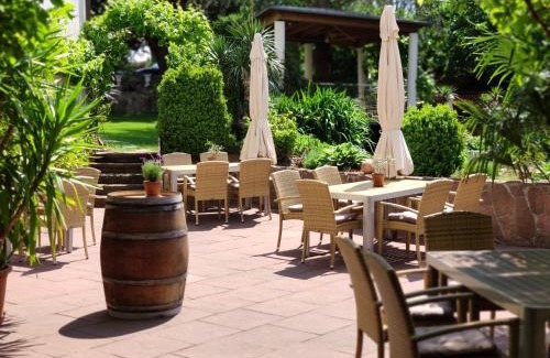 Grosskarlbach Hotel | Winzergarten Hotel-Restaurant