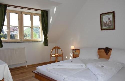 Durnstein House | Winzerhof - Gästehaus Stöger