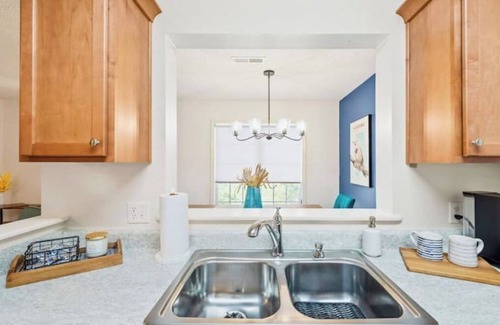Enterprise House | 💙Wiregrass WelcomeTownhome💙 Single garage. 5 min. to FT Novosel