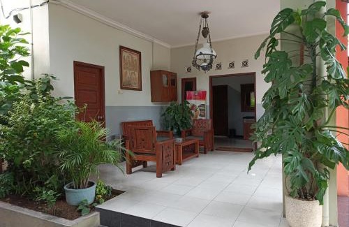 Banjarsari House | Wisma Anugerah
