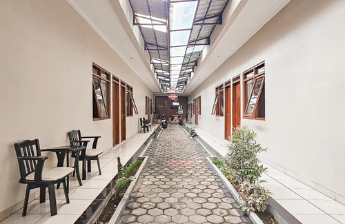 Sukabumi Hotel | Wisma Brata Mitra RedDoorz