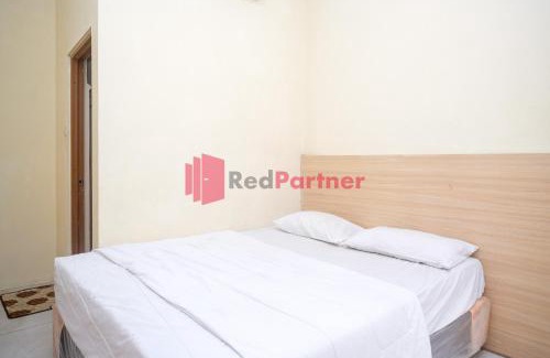 Surakarta Hotel | Wisma Fortuna Syariah Mitra RedDoorz