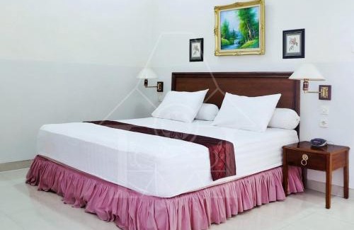Cipanas Villa | Wisma Halim Villas & Conference