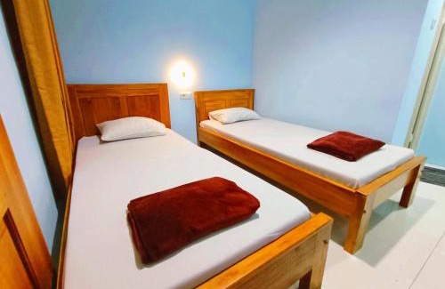 Surakarta Hotel | Wisma Kencana Syariah near UNS Mitra RedDoorz
