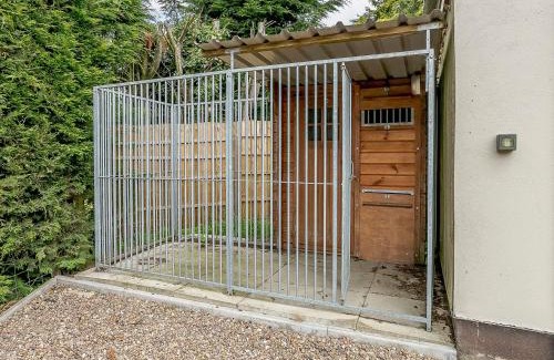 Horncastle House | Wits End Cottage