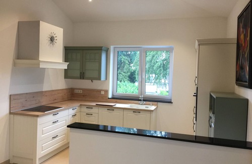 Roesrath Apartment | Wohnen im Grünen