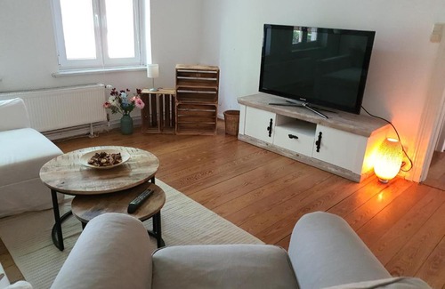 Schnelsen Apartment | Wohnen in der Bürgermeistervilla