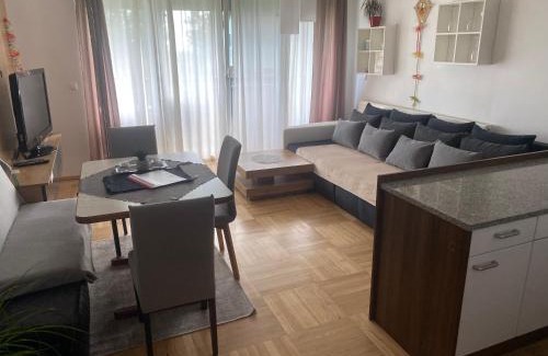 Herzogsdorf Apartment | Wohnhaus City Süd