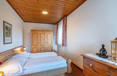 Agsdorf Apartment | Wohnung Nr. 1 oder 2 by Interhome