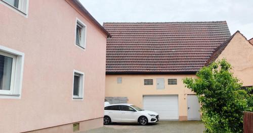Lonnerstadt Apartment | Wohnung Grace im Erdgeschoss mit Balkon