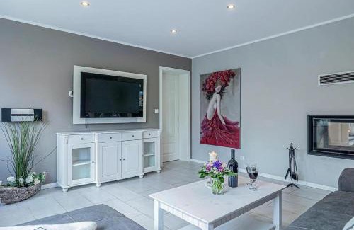 Klaeden Apartment | Wohnung IstZeit im Gutshof zum See
