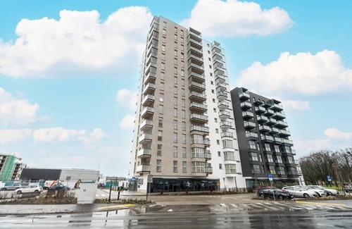 Stare Miasto District Apartment | Wojciechowskiego 19 | Bright Studio | Gym