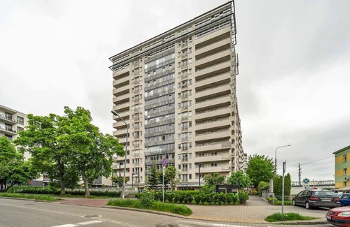 Wola Apartment | Wola Tower - 60m2, Balcony & View, Parks by Rentujemy