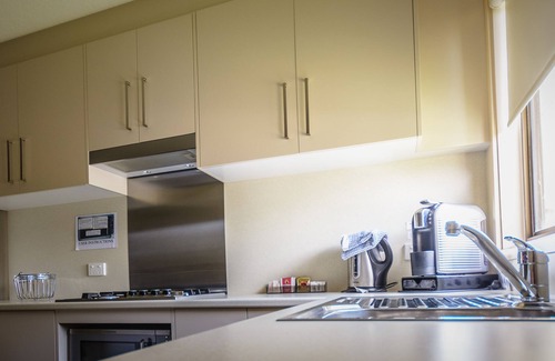 Fairy Meadow Hotel | Wollongong Surf Leisure Resort