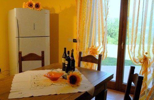 Castelnuovo di Garfagnana Villa | Wonderful private villa for 14 people with WIFI, hot tub, private pool, TV, patio and panoramic .