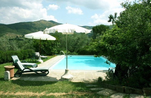 Castiglion Fiorentino Villa | Wonderful private villa with WIFI, A/C, private pool, TV, pets allowed and parking, close to Are.