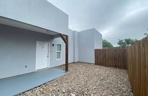 Bonanza Apartment | Wonderful 2-bedroom apartment in Laredo