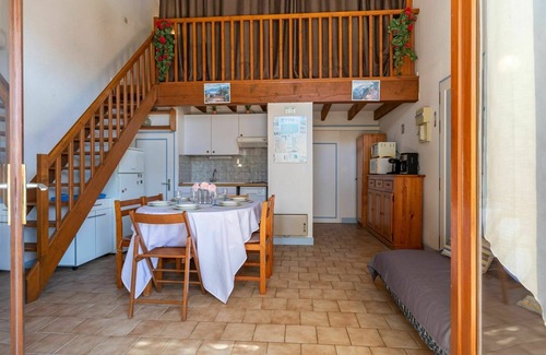 Meschers-sur-Gironde House | Wonderful villa for 5 people with WIFI, TV, terrace, pets allowed and parking