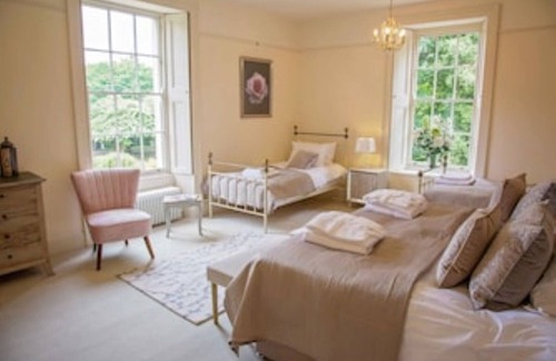 Beachley House | Wonderful Georgian Manor House sleep 28 in Chepstow with Games Room .
