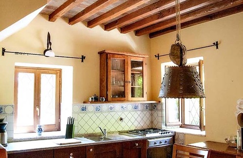 Caprese Michelangelo Villa | Wonderful holiday home with spectacular views of Caprese Michelangelo.