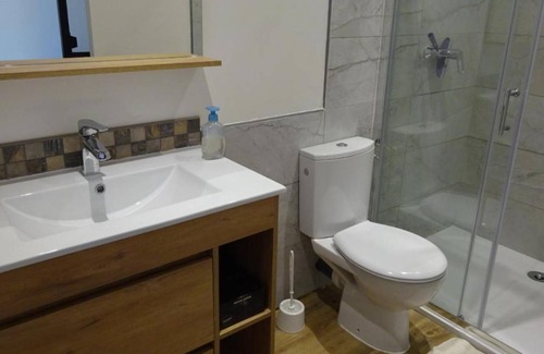 Villemoirieu House | Wonderful Holiday Home Gite des Pleiades