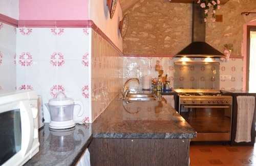Banyoles Villa | Wonderful holiday home with pool and situated in small authentic village
