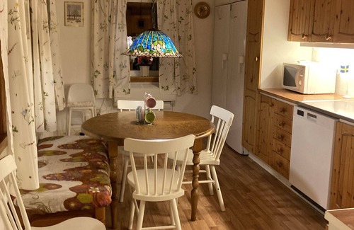 Ryd Ski Chalet | Wonderful holiday home location right on the lake in Småland