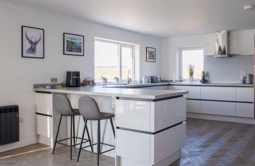 Greshornish House | Wonderful private villa for 6 people with WIFI, TV and parking