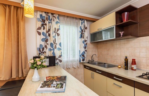 Badacsonyors House | Wonderful private villa for 4 people with WIFI, A/C, TV, patio and parking