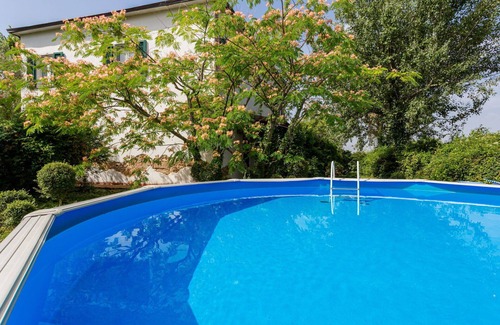 Tortoreto House | Wonderful private villa for 10 people with WIFI, private pool, TV, terrace, pets allowed and par.