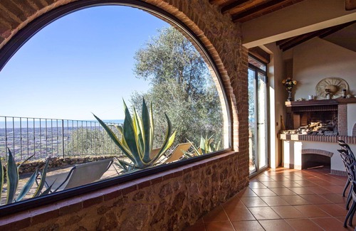 Santa Lucia Villa | Wonderful private villa for 4 guests with WIFI, A/C, TV, patio and parking
