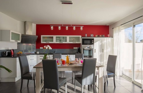 Goulven House | Wonderful private villa for 4 people with WIFI, TV and terrace