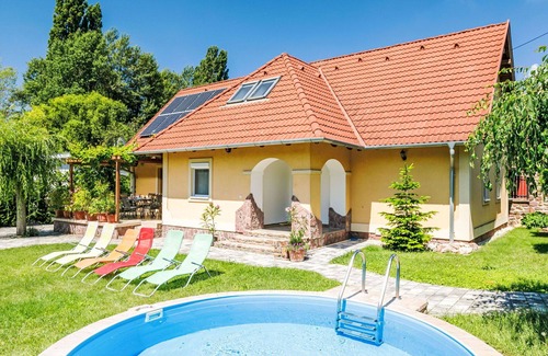 Abrahamhegy House | Wonderful private villa for 10 guests with private pool, WIFI, A/C, TV, patio and parking