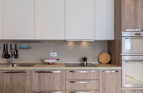 Trezzone House | Wonderful private villa for 4 guests with WIFI, A/C, TV, terrace and parking