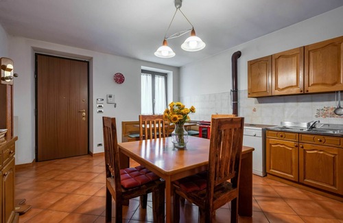 Ferrere House | Wonderful private villa with WIFI, hot tub, private pool, TV, patio, pets allowed and parking