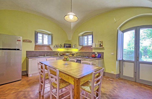 Le Piazze Villa | Wonderful private villa with A/C, private pool, WIFI, TV, panoramic view, parking, close to Arezzo