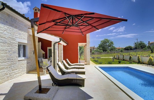 Bratulici Villa | Wonderful private villa with hot tub, private pool, A/C, WIFI, TV, terrace, panoramic view, parking