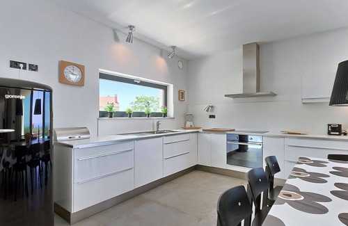 Farini Villa | Wonderful private villa with private pool, WIFI, A/C, TV, patio, panoramic view and parking